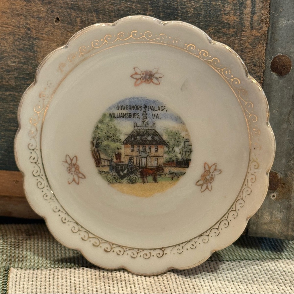 Williamsburg Va. Governor's Palace Mini Plate/Saucer occupied Japan VNTG